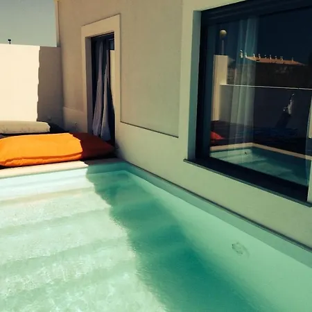 Villa Miau V3, Pool, 400 Meters From The Beaches, Right In The Center Of Sagres